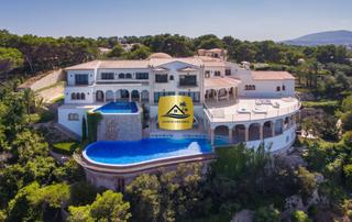 Xalet a Portichol-Balcón al Mar. Imponente villa de lujo frente al mar en javea  2.300m2 de casa