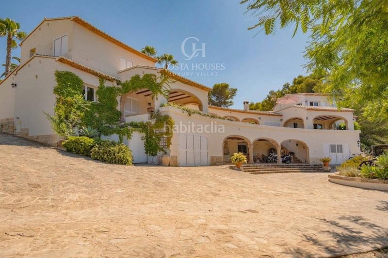 Foto d291dd63-6940-4e55-a9a5-8d1ae68b698e. Chalet finca cala exclusiva propiedad frente al mar en jávea con posibilidad de desarrollo en Xàbia
