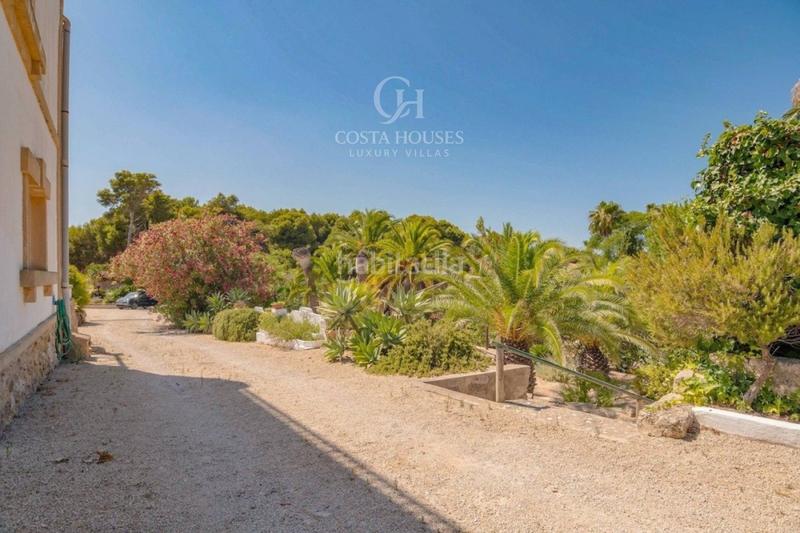 Foto d9a5d1c3-f2a5-415d-ba00-7fa94827dad0. Chalet finca cala exclusiva propiedad frente al mar en jávea con posibilidad de desarrollo en Xàbia