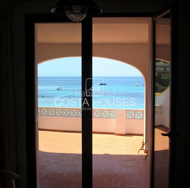 Foto b0e6ece2-9b6a-4869-abdb-2a36e757f335. Xalet amb calefacció aparcament a El Portet-Pla del Mar Moraira