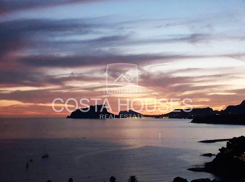 Foto b7d42873-f64f-40df-b87e-706cbb7846ad. Xalet amb calefacció aparcament a El Portet-Pla del Mar Moraira