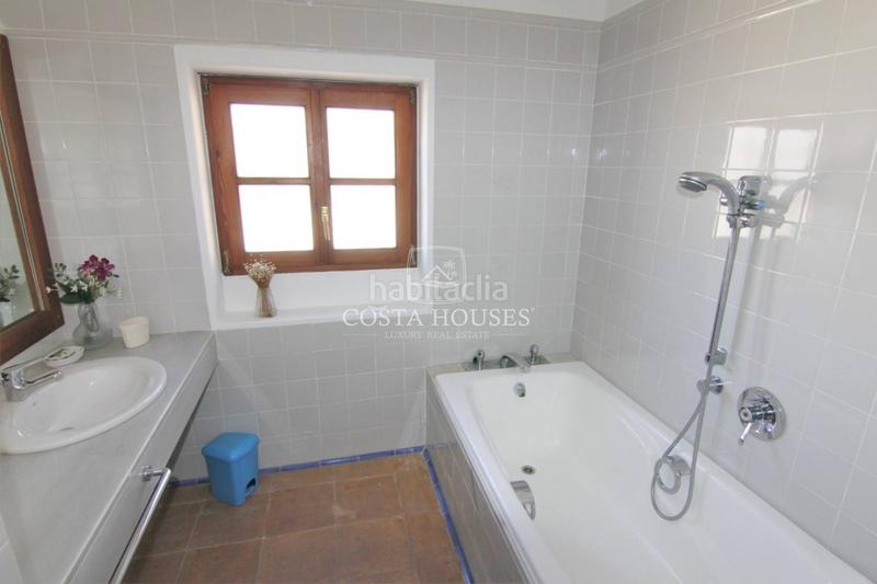 Foto fb248366-9db5-4a13-b8e6-4e16218e5667. Chalet avec chauffage parking piscine dans El Portet-Pla del Mar Moraira