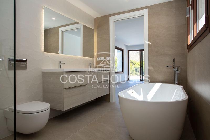 Foto ed0a3a85-a1c8-43d7-b7a3-f42578181e89. Chalet mit heizung parking pool in Paichi Moraira