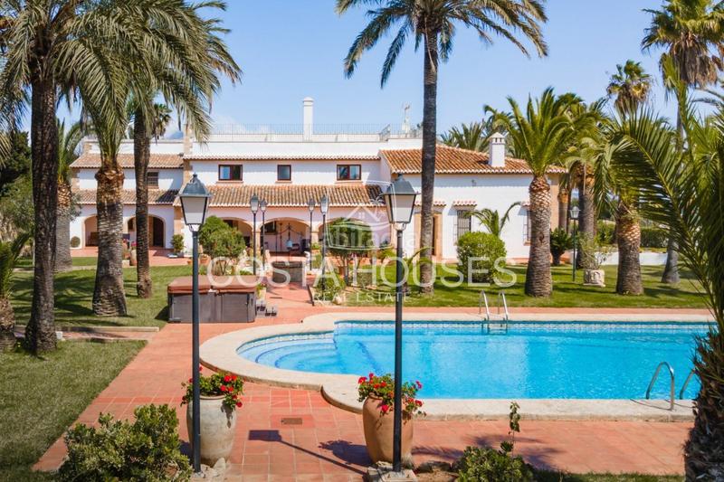 Foto 06f58e8c-1f33-4970-8ad0-f5d101febc10. Xalet amb calefacció aparcament piscina a Partida Comunes-Adsubia Xàbia