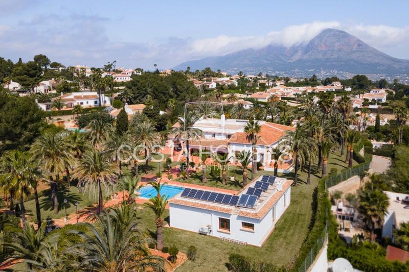 Foto 4dd49e79-c0d0-47a4-9b57-428ab5a93083. Xalet amb calefacció aparcament piscina a Partida Comunes-Adsubia Xàbia