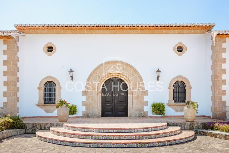 Foto b253e189-ac76-4c5c-8689-2714680a8f33. Xalet amb calefacció aparcament piscina a Partida Comunes-Adsubia Xàbia