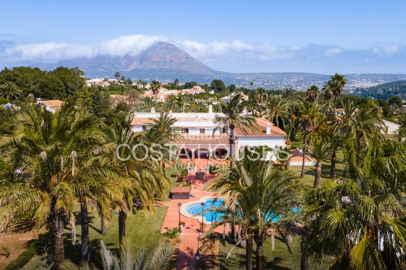 Foto b7396aa8-72a6-4ab0-a43c-fa9e4f1a29ba. Xalet amb calefacció aparcament piscina a Partida Comunes-Adsubia Xàbia
