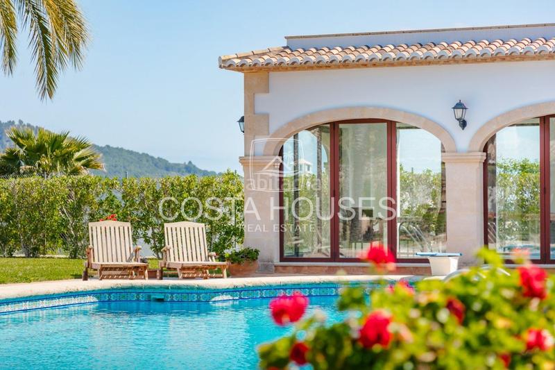 Foto dcbff012-9358-419c-9ca8-35b9b342a966. Xalet amb calefacció aparcament piscina a Partida Comunes-Adsubia Xàbia