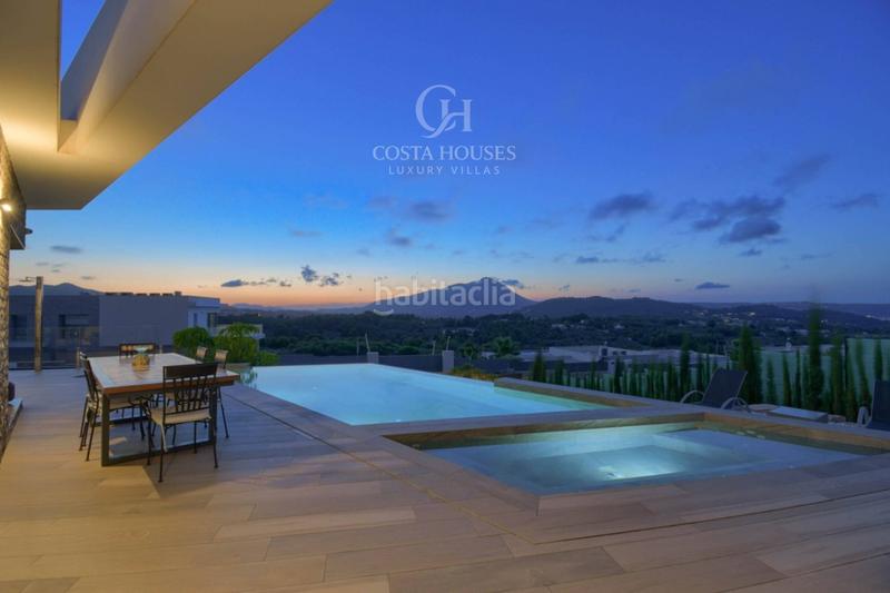 Foto b24468d3-3933-4788-92df-2cda467531c0. Chalet villa nueva con vistas al mar en venta en monte olimpo, jávea alicante en Xàbia