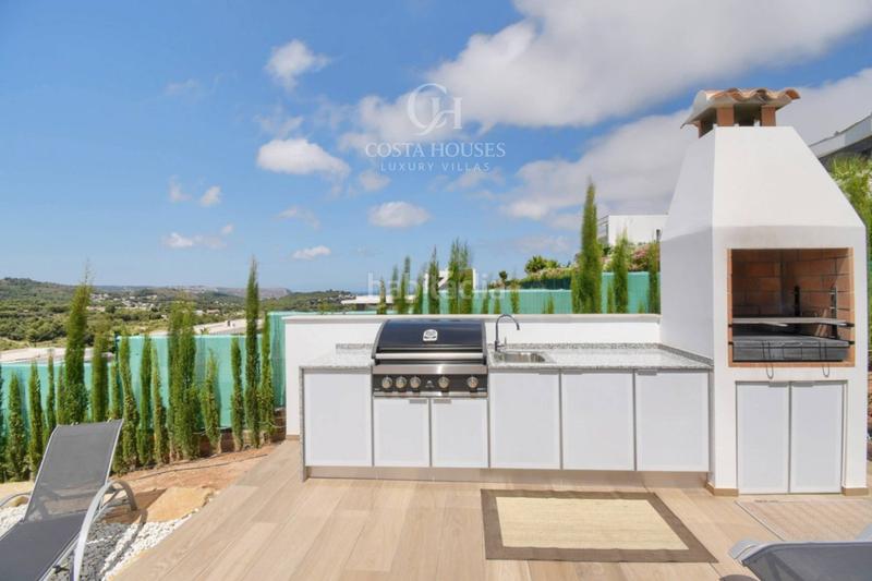 Foto d791d8a3-8be1-4a88-9824-efaa50913519. Chalet villa nueva con vistas al mar en venta en monte olimpo, jávea alicante en Xàbia