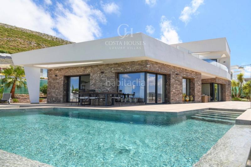 Foto ea005cc8-a875-4c10-a191-d387bbac4a60. Chalet villa nueva con vistas al mar en venta en monte olimpo, jávea alicante en Xàbia