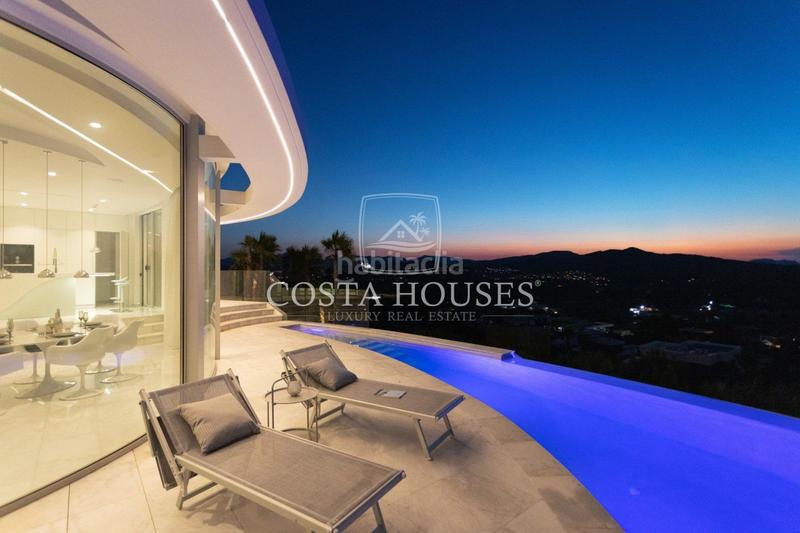 Foto 3aa8c632-5092-4cd5-9860-2c66eb9b91a9. Chalet villa centauro residencia futurista de lujo con vistas al mar en jávea, alicante costa blanca en Xàbia