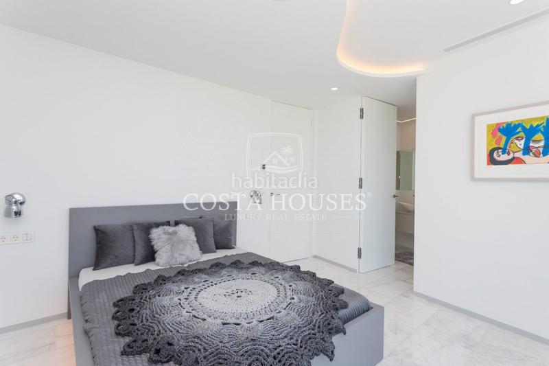 Foto b5383d2f-dc28-4867-9b80-966710fcd41c. Chalet villa centauro residencia futurista de lujo con vistas al mar en jávea, alicante costa blanca en Xàbia