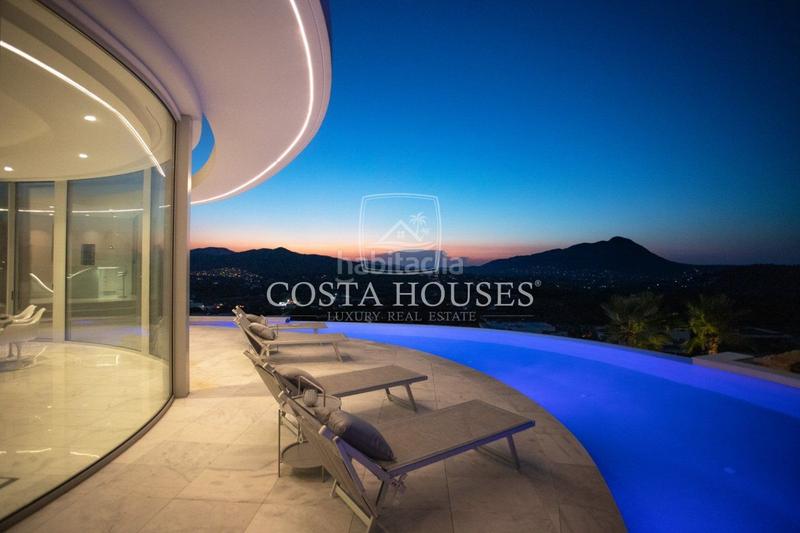 Foto b9673fcd-a2ae-47dc-9deb-386ba280a02b. Chalet villa centauro residencia futurista de lujo con vistas al mar en jávea, alicante costa blanca en Xàbia