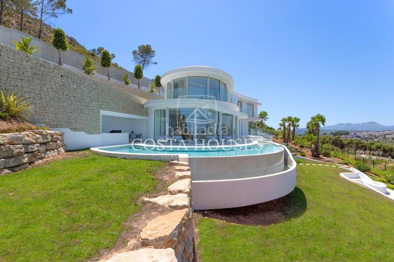 Foto ec4a85dd-ec85-44b5-abe3-10c6bab82bc2. Chalet villa centauro residencia futurista de lujo con vistas al mar en jávea, alicante costa blanca en Xàbia