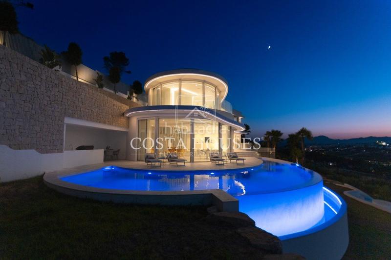 Foto fb6c5404-8772-44e8-95ed-2480b428e95d. Chalet villa centauro residencia futurista de lujo con vistas al mar en jávea, alicante costa blanca en Xàbia