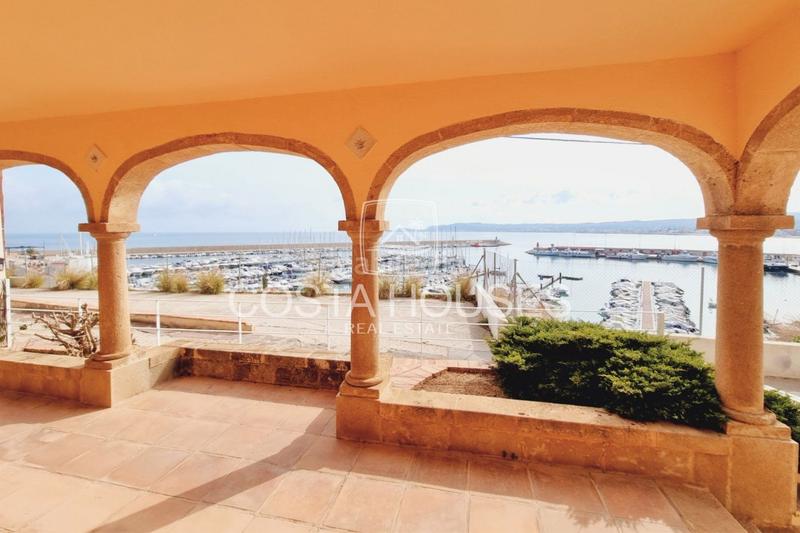 Foto 2647ffda-d09a-48b5-8bde-5d4ed653ad00. Chalet mit heizung parking pool in Puerto Xàbia