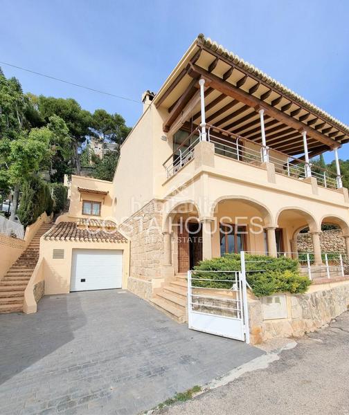 Foto 809e8092-1869-47d0-9233-02b7f7bc2099. Chalet mit heizung parking pool in Puerto Xàbia