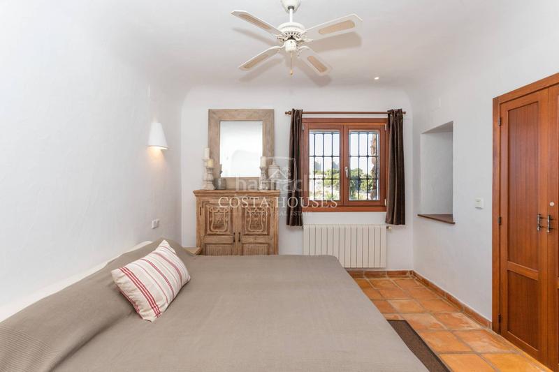 Foto 03d64ddd-5fe1-4322-a68c-2103a4592e09. Chalet with heating parking pool in El Portet-Pla del Mar Moraira