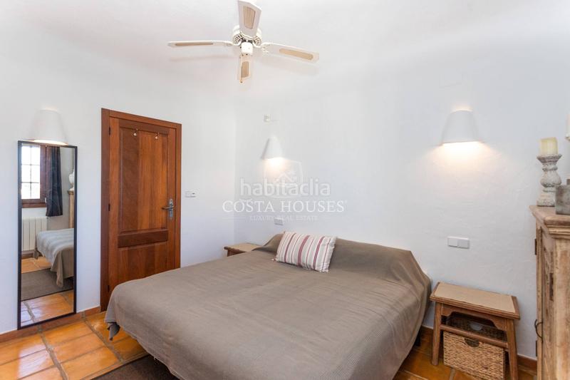 Foto 2a8d81db-4b4e-469d-8a0c-f11d1eb981e1. Chalet with heating parking pool in El Portet-Pla del Mar Moraira