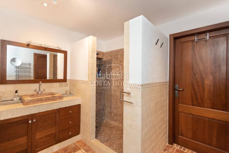 Foto 83517000-a25c-4663-8476-29bd445e4f01. Chalet with heating parking pool in El Portet-Pla del Mar Moraira