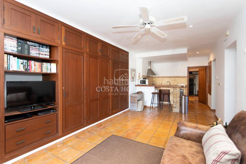 Foto e79e0472-5230-4d21-ba94-b511cbf514ea. Chalet with heating parking pool in El Portet-Pla del Mar Moraira