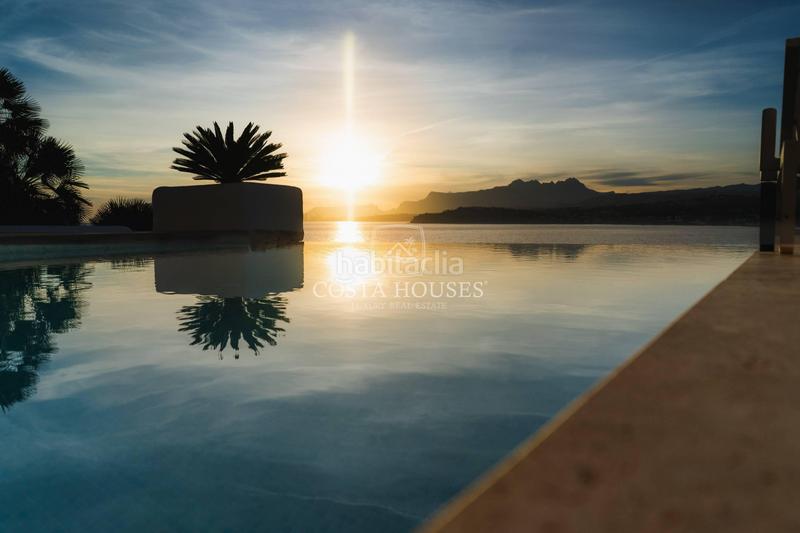 Foto 3c5478cc-d2e6-47b1-a400-e7ba743b9dd1. Chalet con riscaldamento parcheggio piscina in El Portet-Pla del Mar Moraira