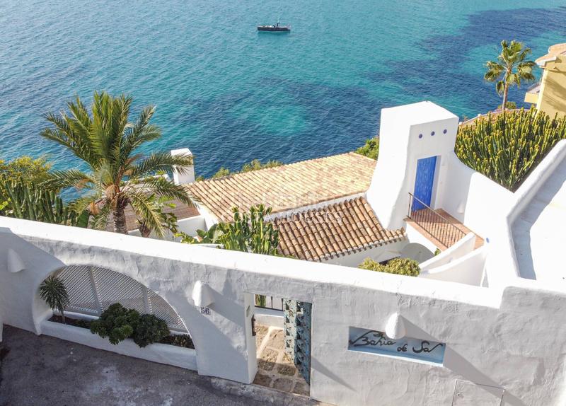 Foto 9bebf8e5-2968-4d18-8031-3618e406d37f. Chalet con riscaldamento parcheggio piscina in El Portet-Pla del Mar Moraira