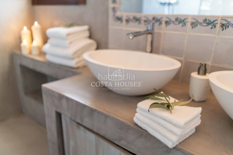 Foto ba907898-2a29-4560-8dcf-9eafcc4bb96b. Chalet con riscaldamento parcheggio piscina in El Portet-Pla del Mar Moraira