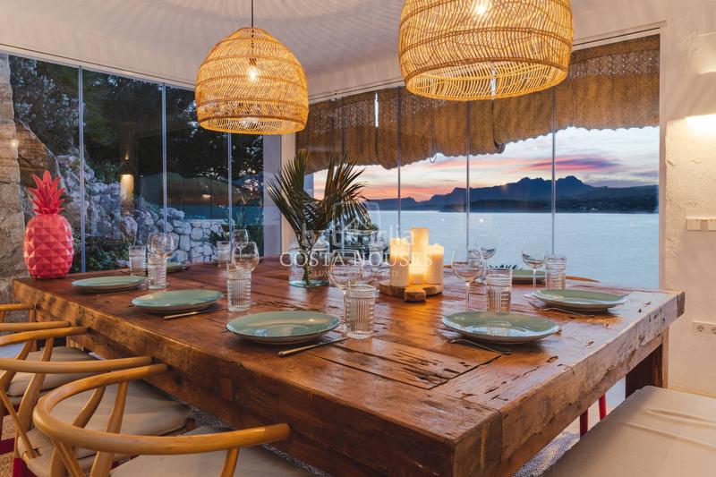 Foto d0427197-c0b0-4acb-bb99-5b5af8f5635f. Chalet con riscaldamento parcheggio piscina in El Portet-Pla del Mar Moraira