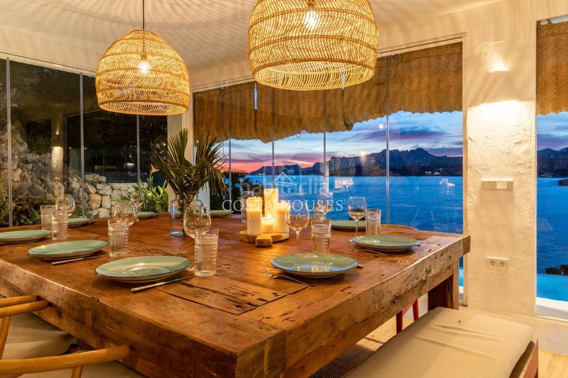 Foto e8380c7c-4249-46c0-ad7d-312dfeef825c. Chalet con riscaldamento parcheggio piscina in El Portet-Pla del Mar Moraira