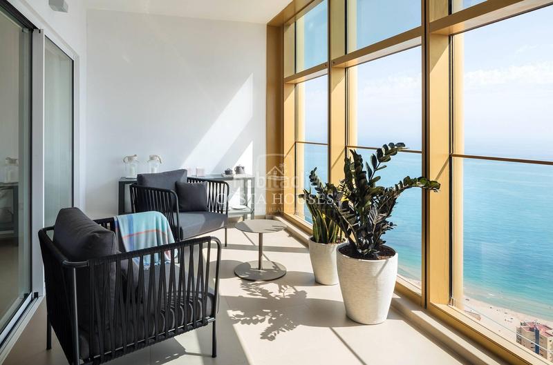 Foto 61415fb4-e0b8-48c4-a16e-de93384581a5. Apartamento intempo exclusivo apartamento de lujo con vistas al mar Playa Poniente, en Benidorm