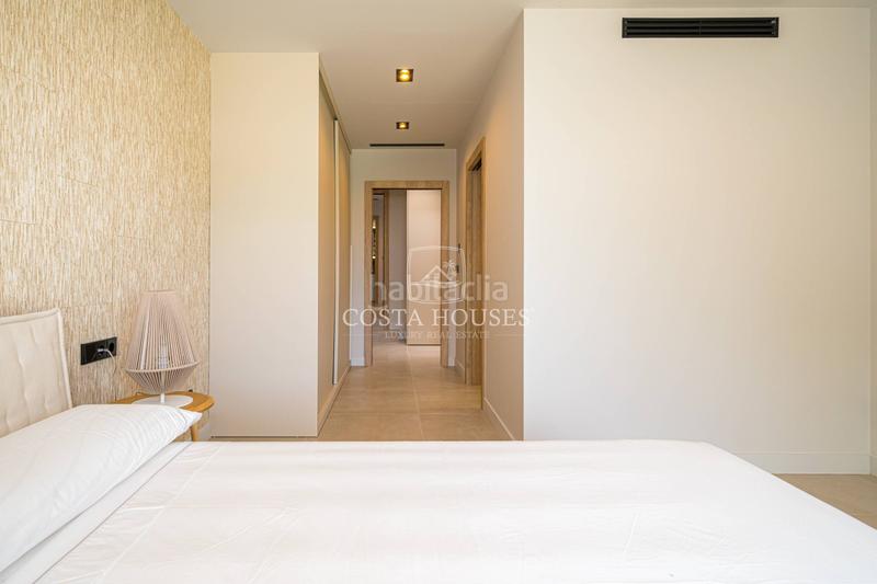 Foto 295f7aee-7dbb-4bcd-94af-3fe531a75cec. Chalet avec chauffage parking piscine dans La Xara-La Sella Dénia