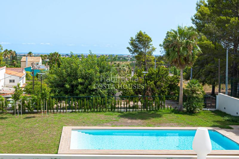 Foto ae9aad8d-ab63-4454-8851-ee7b69d137f6. Chalet avec chauffage parking piscine dans La Xara-La Sella Dénia