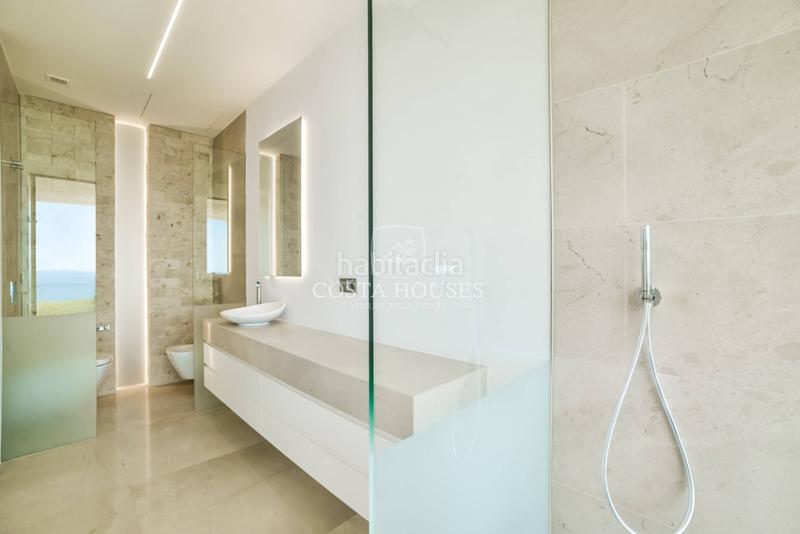 Foto 123680b7-f056-43a0-84ac-35d813b842e5. Chalet con riscaldamento parcheggio piscina in Altea hills Altea