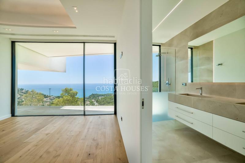 Foto 59e3f922-d22b-47b2-8755-ecafb117076a. Chalet con riscaldamento parcheggio piscina in Altea hills Altea