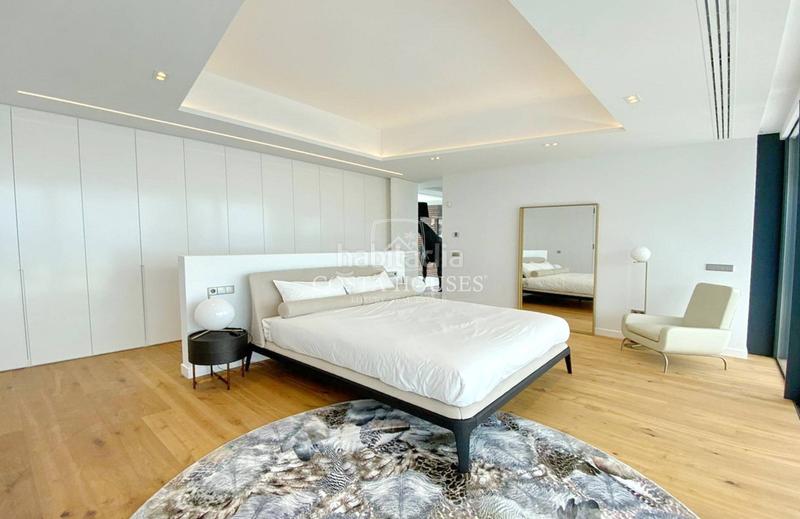 Foto b4689fec-2cf9-4e42-af68-3a4cfe559c7f. Chalet con riscaldamento parcheggio piscina in Altea hills Altea