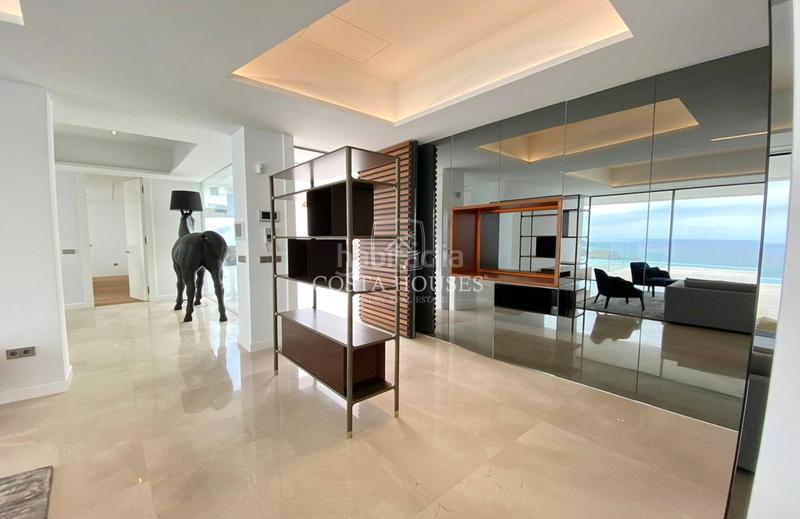 Foto bfcc7c70-27a0-4373-bef0-ffbf175554e7. Chalet con riscaldamento parcheggio piscina in Altea hills Altea