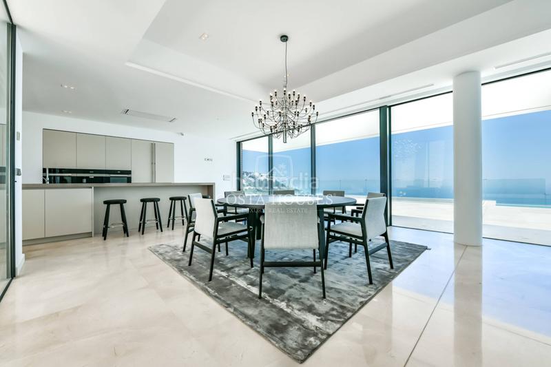 Foto f159a39a-e72a-4478-8d14-03720564a497. Chalet con riscaldamento parcheggio piscina in Altea hills Altea