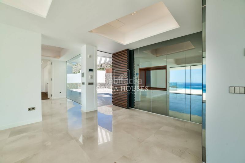 Foto f66ec64a-ea09-42e3-b298-b596b1746fd7. Chalet con riscaldamento parcheggio piscina in Altea hills Altea