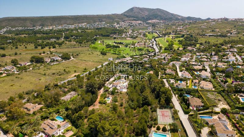 Foto 39dfb442-54a4-47b9-b728-1d70664d7a59. Chalet mit heizung parking pool in La Granadella - Costa Nova Xàbia