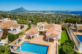 Xalet a La Granadella - Costa Nova. Villa mara  villa con vistas panorámicas al mar en venta en cost