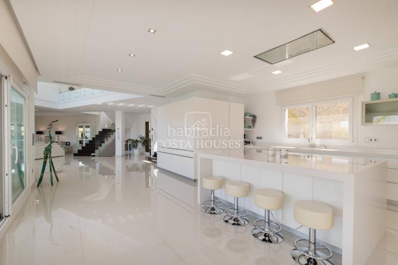 Foto 845b9ca8-a963-4652-afbe-4cb9578e9e44. Chalet con riscaldamento parcheggio piscina in Paichi Moraira