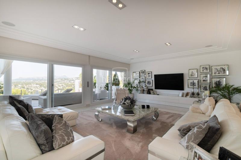 Foto b2cb7837-9220-49b4-af3c-a320f4d0ff65. Chalet con riscaldamento parcheggio piscina in Paichi Moraira