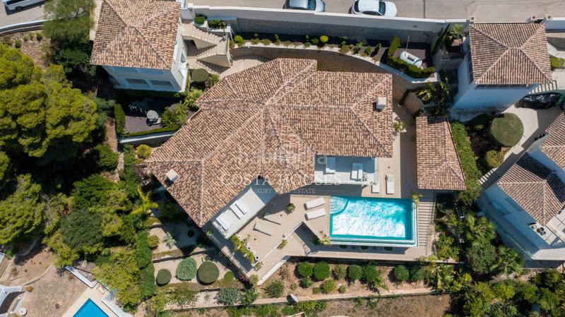 Foto e0458644-533b-4571-bf4f-134eb1736846. Chalet con riscaldamento parcheggio piscina in Paichi Moraira