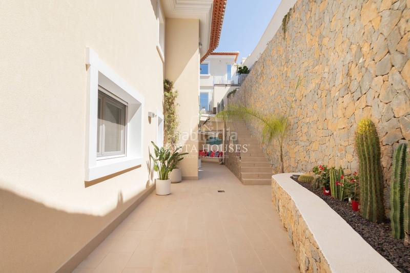 Foto ed99c059-88a3-46be-820e-6c4ff65e5918. Chalet con riscaldamento parcheggio piscina in Paichi Moraira