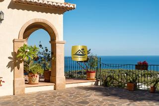 Chalet en La Fustera. Villa judith  venta villas con vistas al mar en benissa  costa b