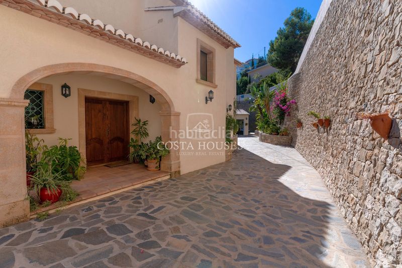 Foto ab4d034a-6e96-4d77-9c7a-422ebd94561d. Xalet amb calefacció aparcament piscina a La Fustera Benissa
