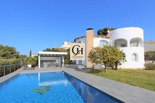 Chalet in Portichol-Balcón al Mar. Villa almar  un refugio de lujo cerca del mar mediterraneo en ja