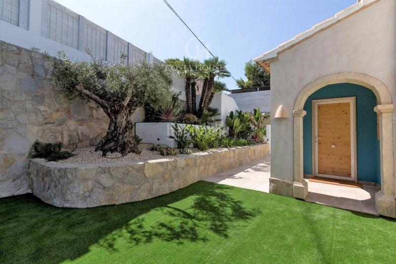 Foto db000341-4206-481c-987d-7c6456431952. Xalet amb calefacció aparcament piscina a Portichol-Balcón al Mar Xàbia